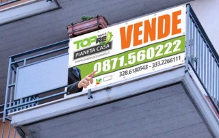 Striscione TopRE in PVC formato m 2 x 1 rinforzato con anelli